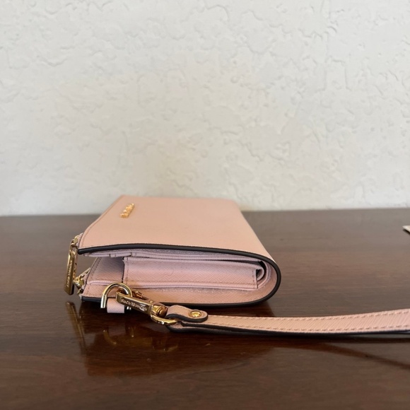 Michael Kors Jet Set Travel Large Double Zip Wristet - Picture 6 of 10